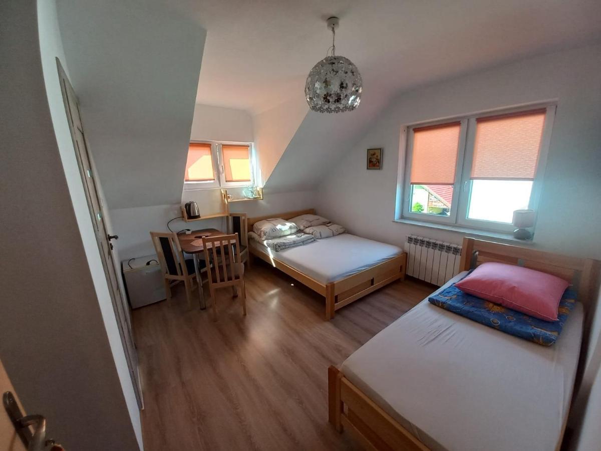 Pokoje Goscinne Tomasz Międzywodzie Extérieur photo