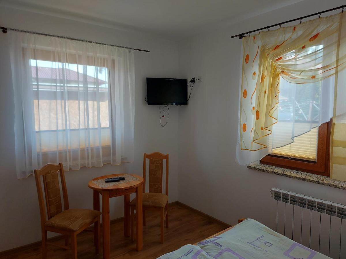 Pokoje Goscinne Tomasz Międzywodzie Extérieur photo