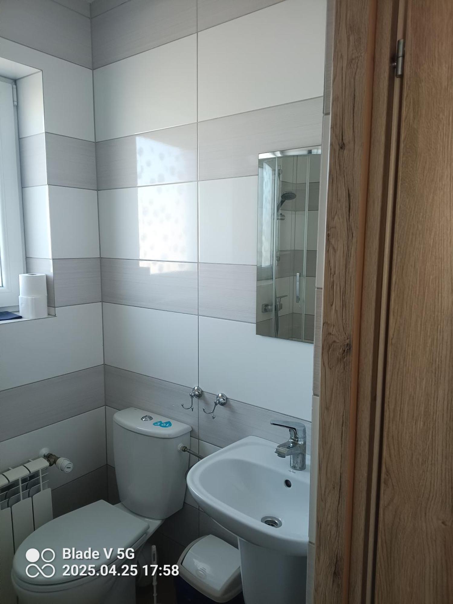 Pokoje Goscinne Tomasz Międzywodzie Extérieur photo